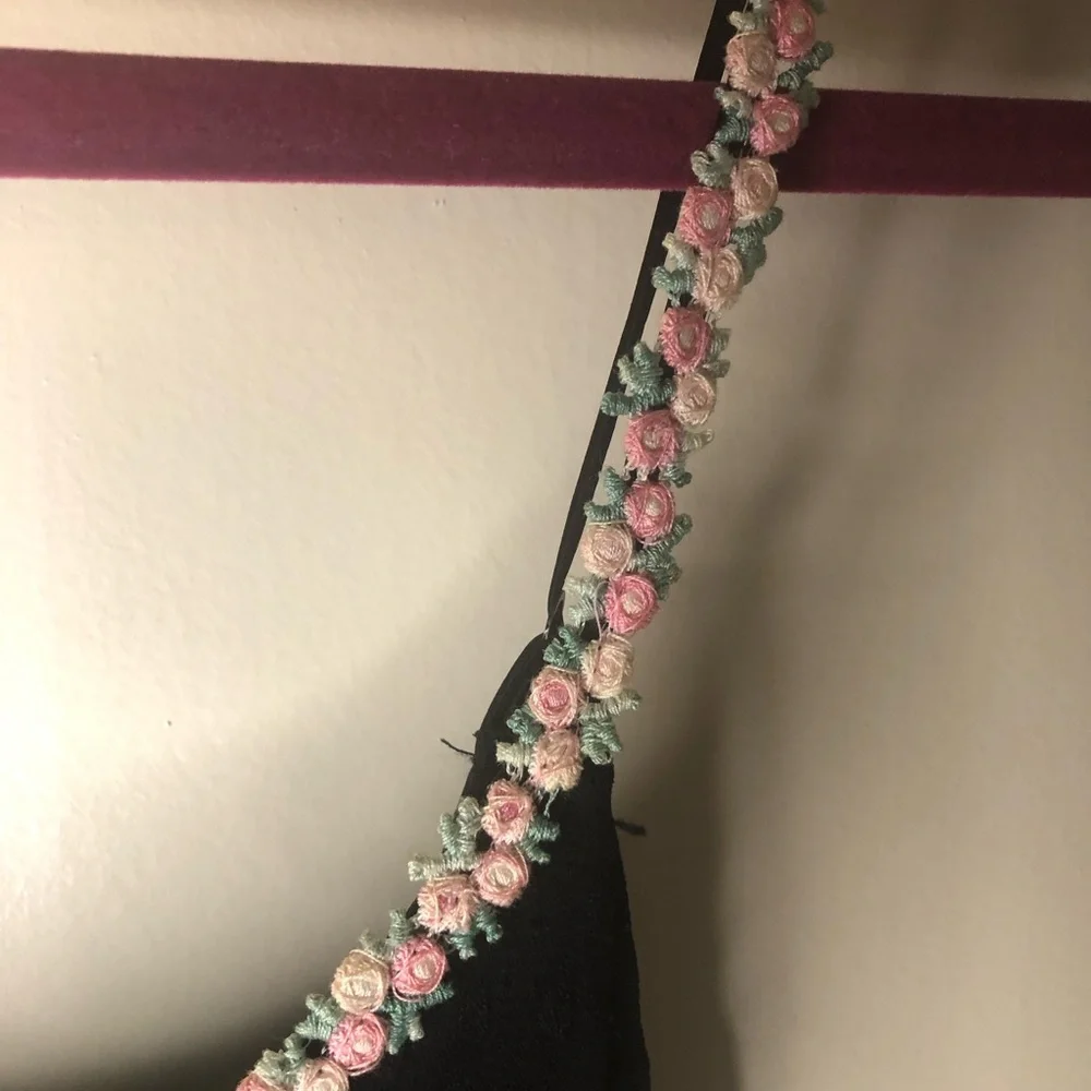 Vintage Betsey Johnson 90’s Swiss Dot Black Dress with Pink Flowers Trim - Picture 5 of 11